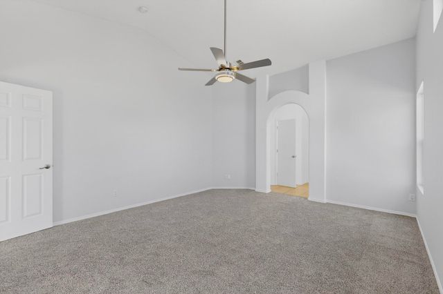 11 Flores Bonitas Avenue, Los Lunas, NM 87031