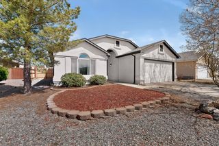 11 Flores Bonitas Avenue, Los Lunas, NM 87031