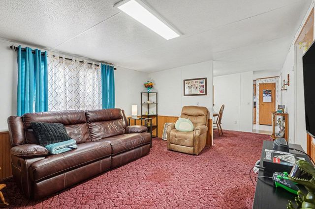 1619 Grain Bin Rd., Lake View, SC 29563