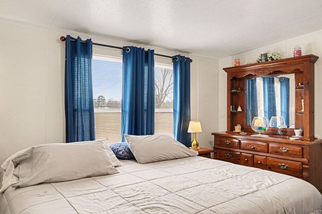 1619 Grain Bin Rd., Lake View, SC 29563