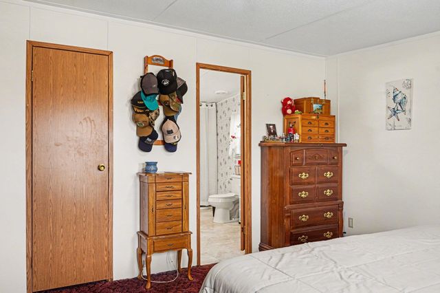 1619 Grain Bin Rd., Lake View, SC 29563