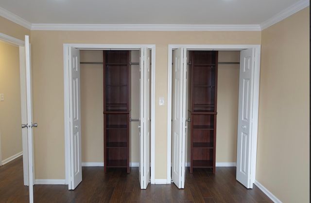 629 W 65th Street W 3, Westmont, IL 60559