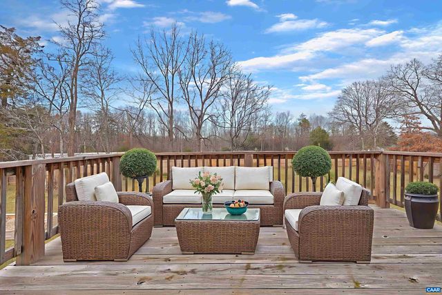 154 LOGAN DR, Ruckersville, VA 22968