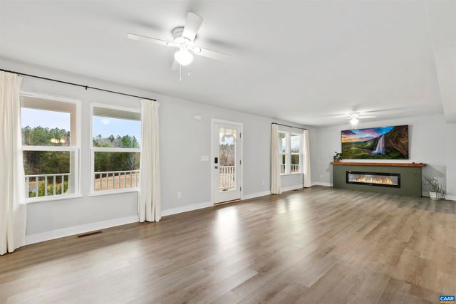 154 LOGAN DR, Ruckersville, VA 22968