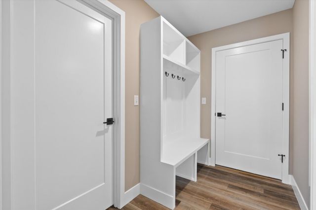 2326 PRIDE MOUNTAIN DR, Columbia, MO 65201