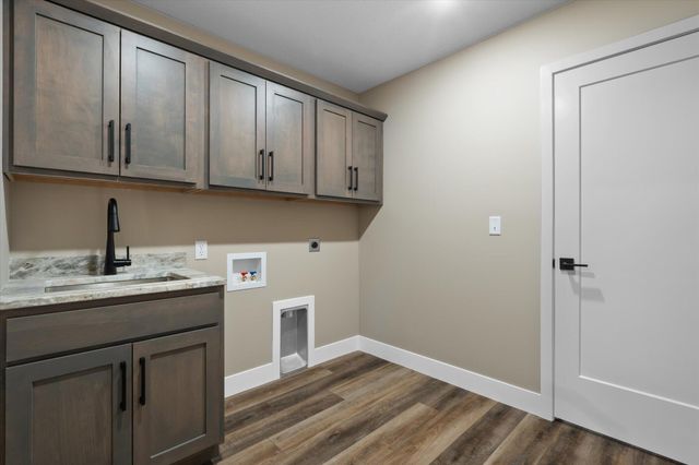 2326 PRIDE MOUNTAIN DR, Columbia, MO 65201