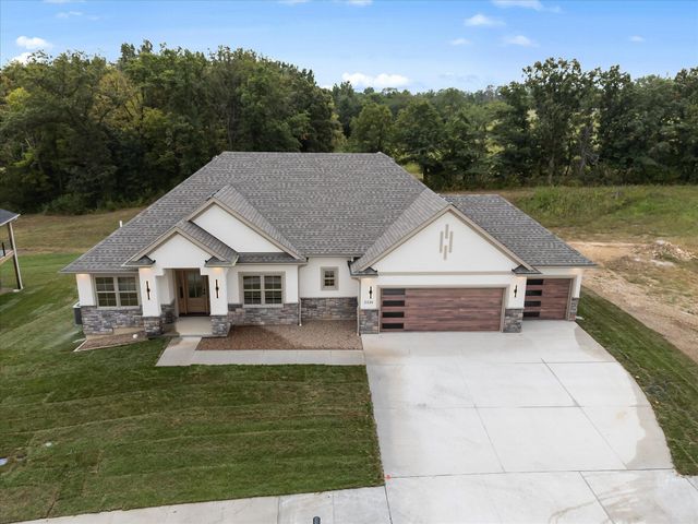 2326 PRIDE MOUNTAIN DR, Columbia, MO 65201