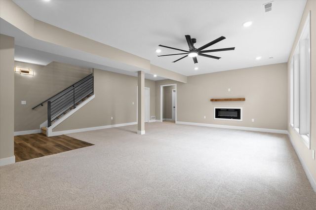 2326 PRIDE MOUNTAIN DR, Columbia, MO 65201