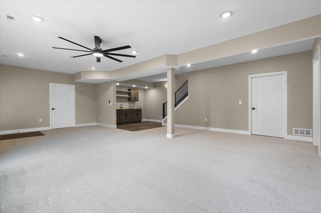 2326 PRIDE MOUNTAIN DR, Columbia, MO 65201