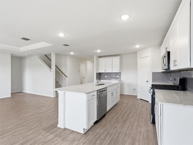 933 Dressage Drive, Haslet, TX 76052
