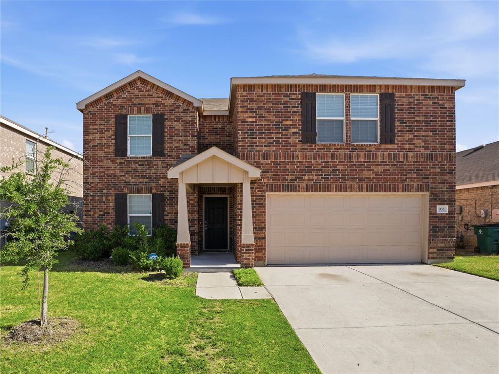 933 Dressage Drive, Haslet, TX 76052