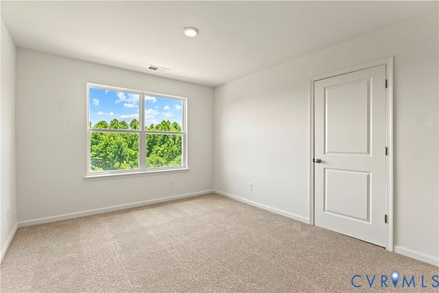 9537 Fuchsia Dr, Chester, VA 23237