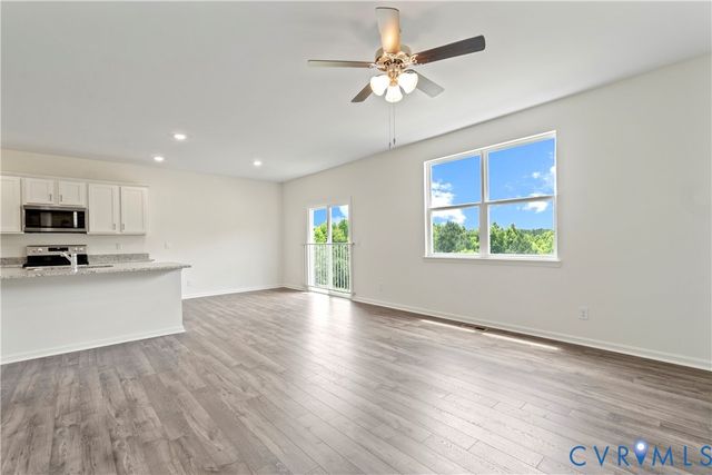 9537 Fuchsia Dr, Chester, VA 23237