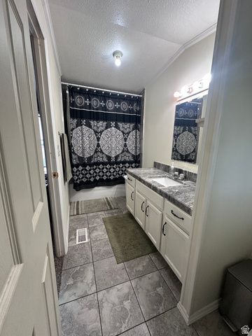 3669 S WILLOW HOLLOW RD, West Valley City, UT 84119