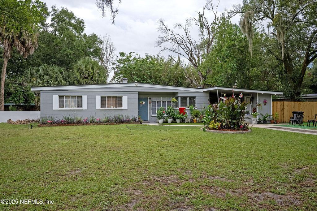3903 RENDALE Drive N, Jacksonville, FL 32210