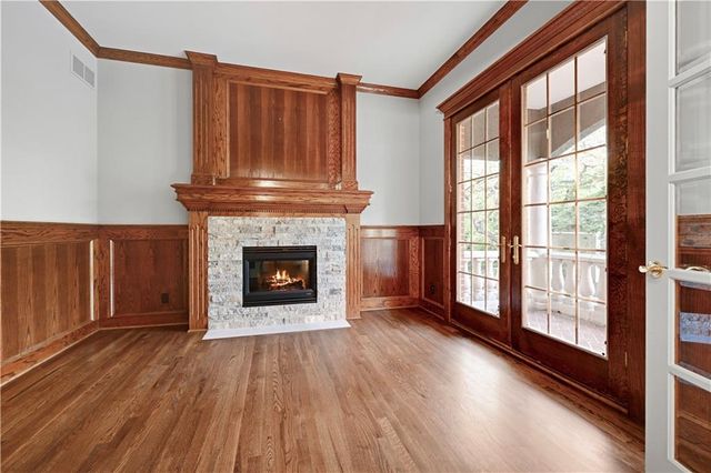 8200 W 172nd Terrace, Stilwell, KS 66085
