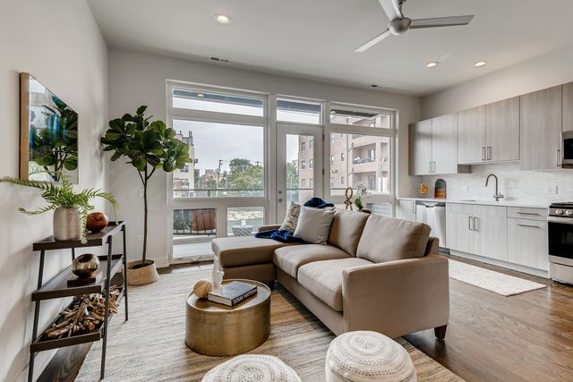 2351 W North Avenue 4E, Chicago, IL 60647