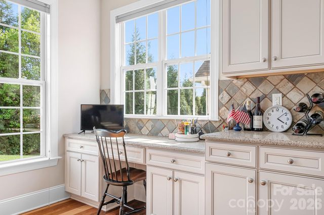 18322 Glenealy Drive, Cornelius, NC 28031