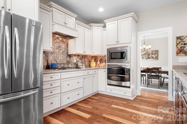 18322 Glenealy Drive, Cornelius, NC 28031