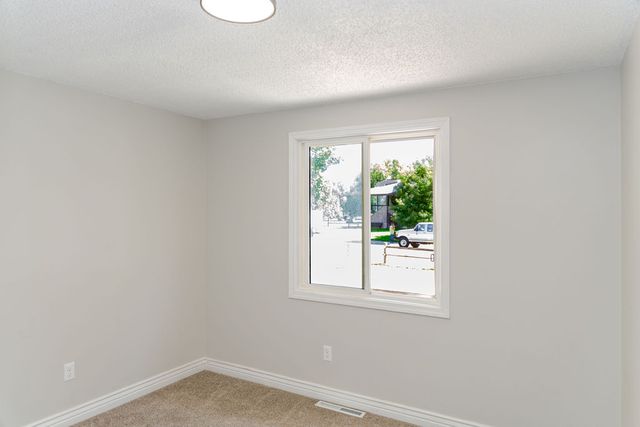 352 E Phyllis Circle, Billings, MT 59102