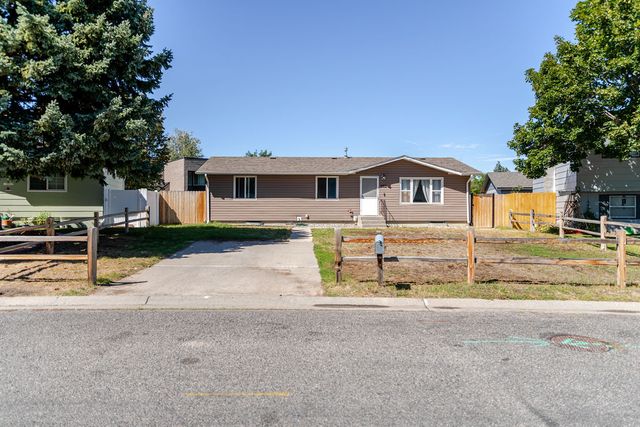 352 E Phyllis Circle, Billings, MT 59102