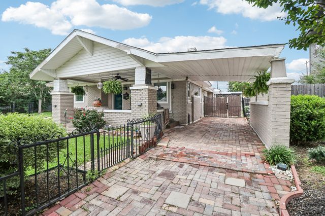 2704 Travis Avenue, Fort Worth, TX 76110