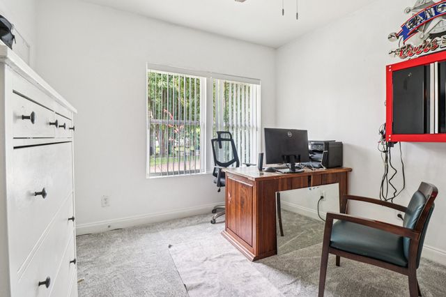2704 Travis Avenue, Fort Worth, TX 76110