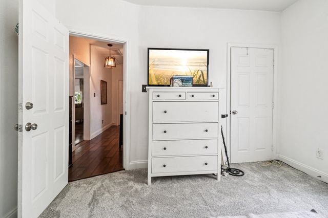 2704 Travis Avenue, Fort Worth, TX 76110