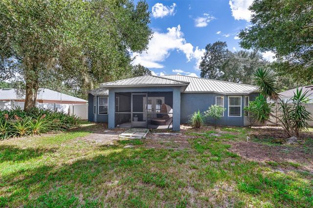 1031 E WALTS AVENUE, Deland, FL 32724