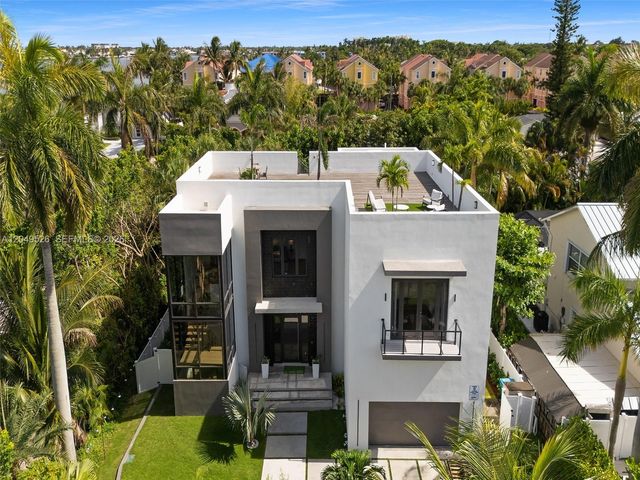 638 Lakeside Harbor, Boynton Beach, FL 33435