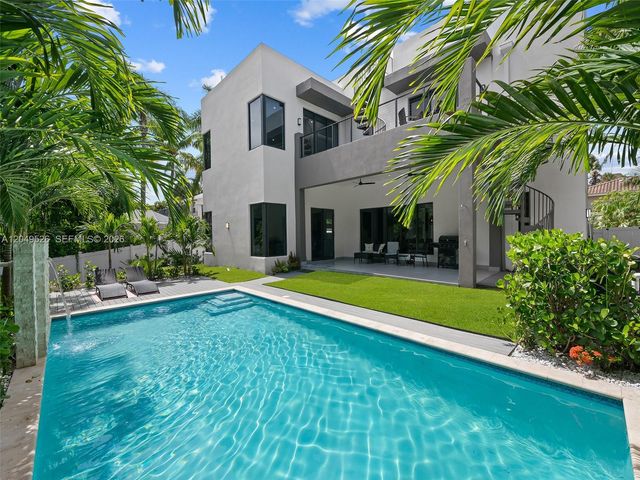638 Lakeside Harbor, Boynton Beach, FL 33435