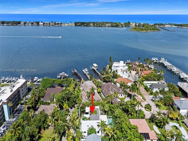 638 Lakeside Harbor, Boynton Beach, FL 33435