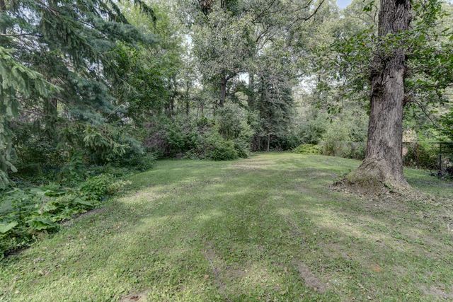 1914 Belshaw Road, Lowell, IN 46356