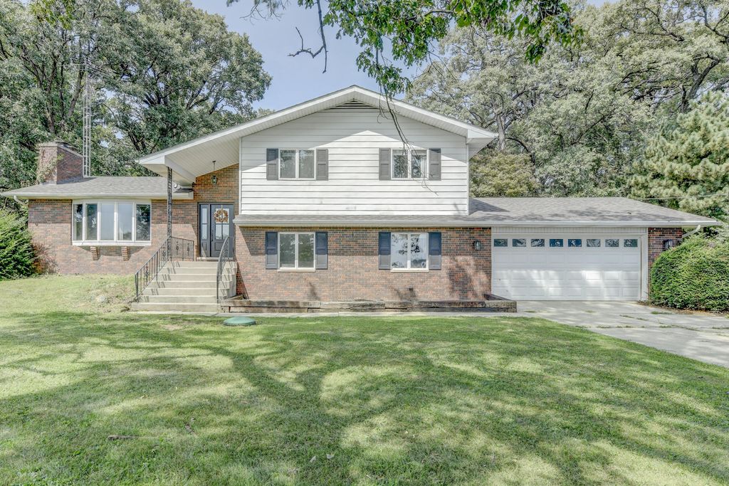 1914 Belshaw Road, Lowell, IN 46356