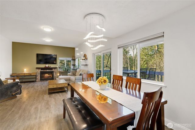 48 E Twanoh Heights Road N, Belfair, WA 98528