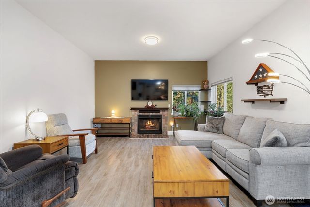 48 E Twanoh Heights Road N, Belfair, WA 98528