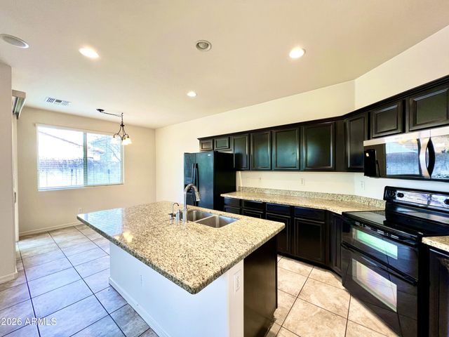 10032 W WATKINS Street, Tolleson, AZ 85353