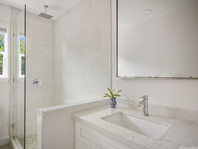 1105 Kaluanui Road, Honolulu, HI 96825