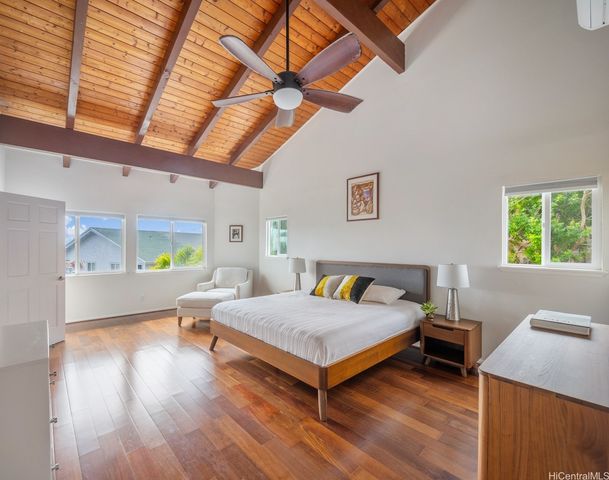 1105 Kaluanui Road, Honolulu, HI 96825