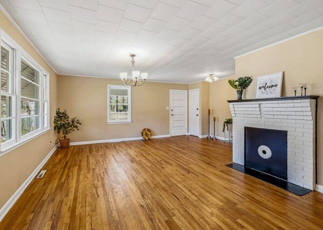 522 W Robinson Street, Gaffney, SC 29341