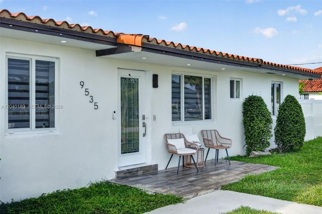 9535 SW 42nd Street, Miami, FL 33165