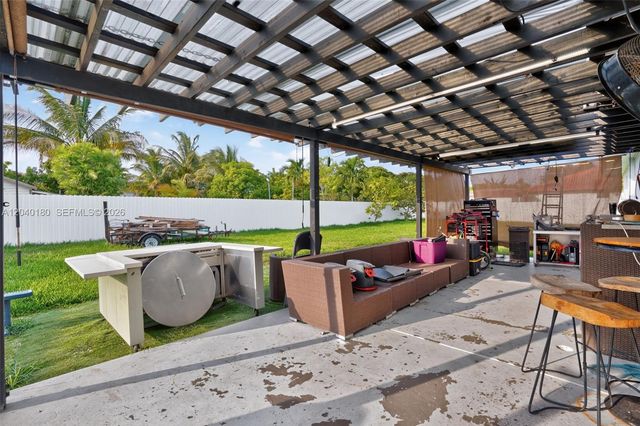 9535 SW 42nd Street, Miami, FL 33165