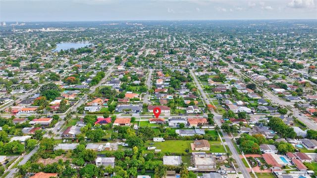 9535 SW 42nd Street, Miami, FL 33165