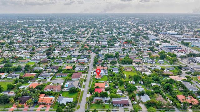 9535 SW 42nd Street, Miami, FL 33165