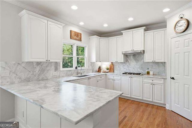 404 Laurel Park, Woodstock, GA 30188