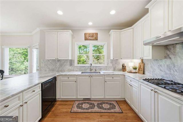 404 Laurel Park, Woodstock, GA 30188