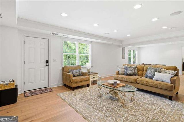 404 Laurel Park, Woodstock, GA 30188
