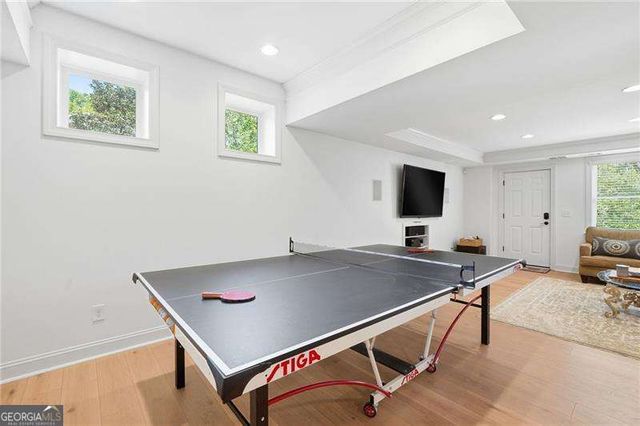 404 Laurel Park, Woodstock, GA 30188