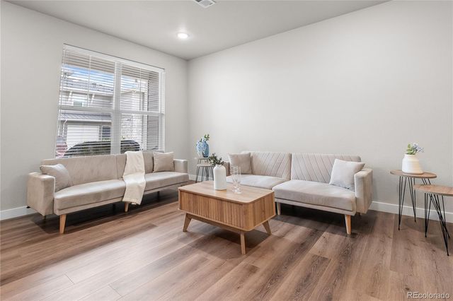 350 High Point Drive C103, Longmont, CO 80504