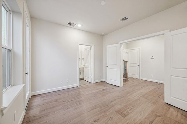 3075 Hicks Street, Houston, TX 77007